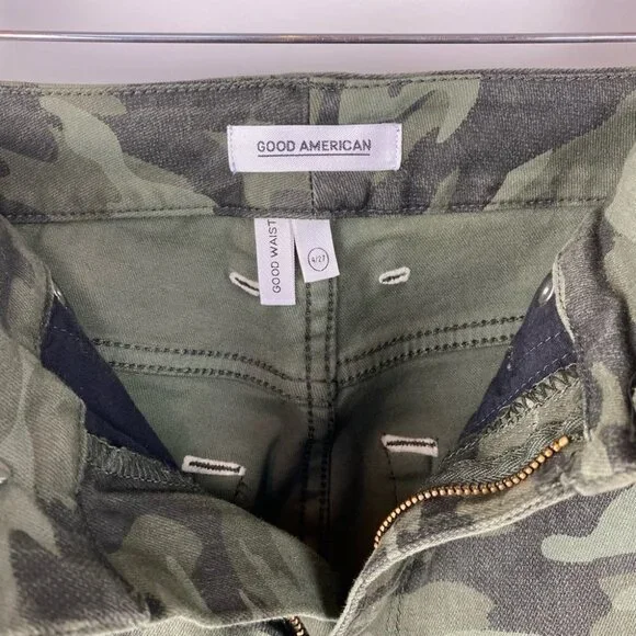 Good American Good Waist Skinny Jeans in Camo GW001PT 4/27 - Picture 8 of 12